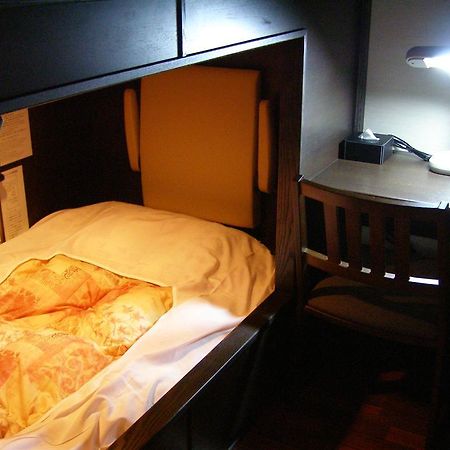 Resort Capsule Sakuragicho Yokohama  Eksteriør billede