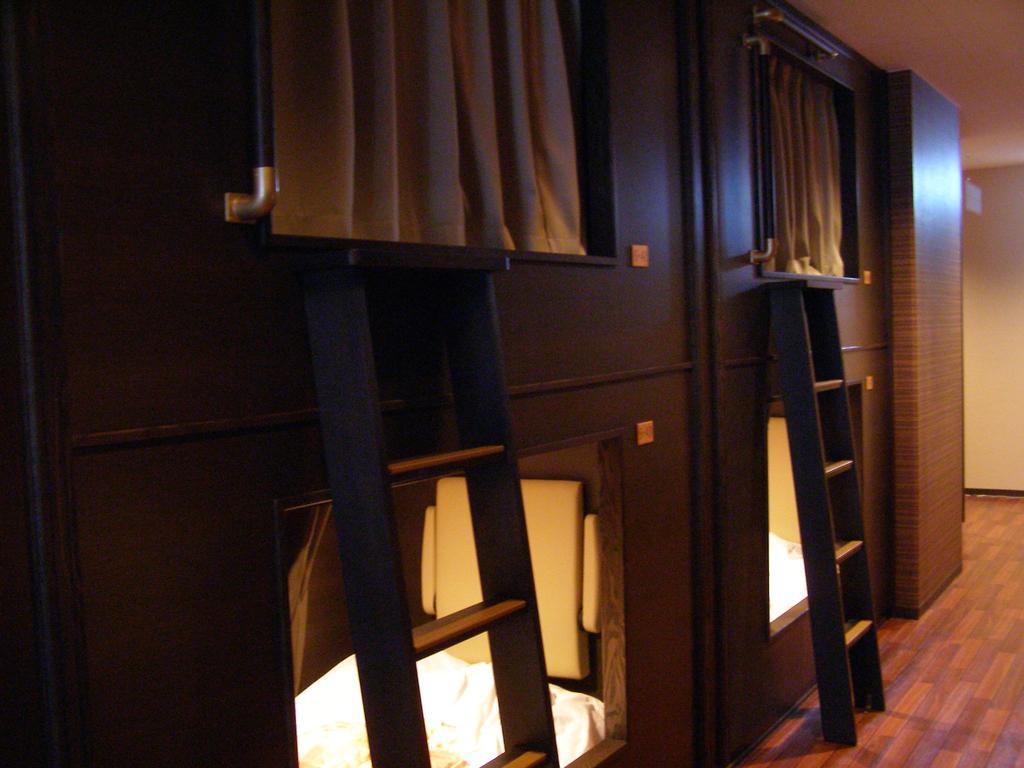 Resort Capsule Sakuragicho Yokohama  Eksteriør billede